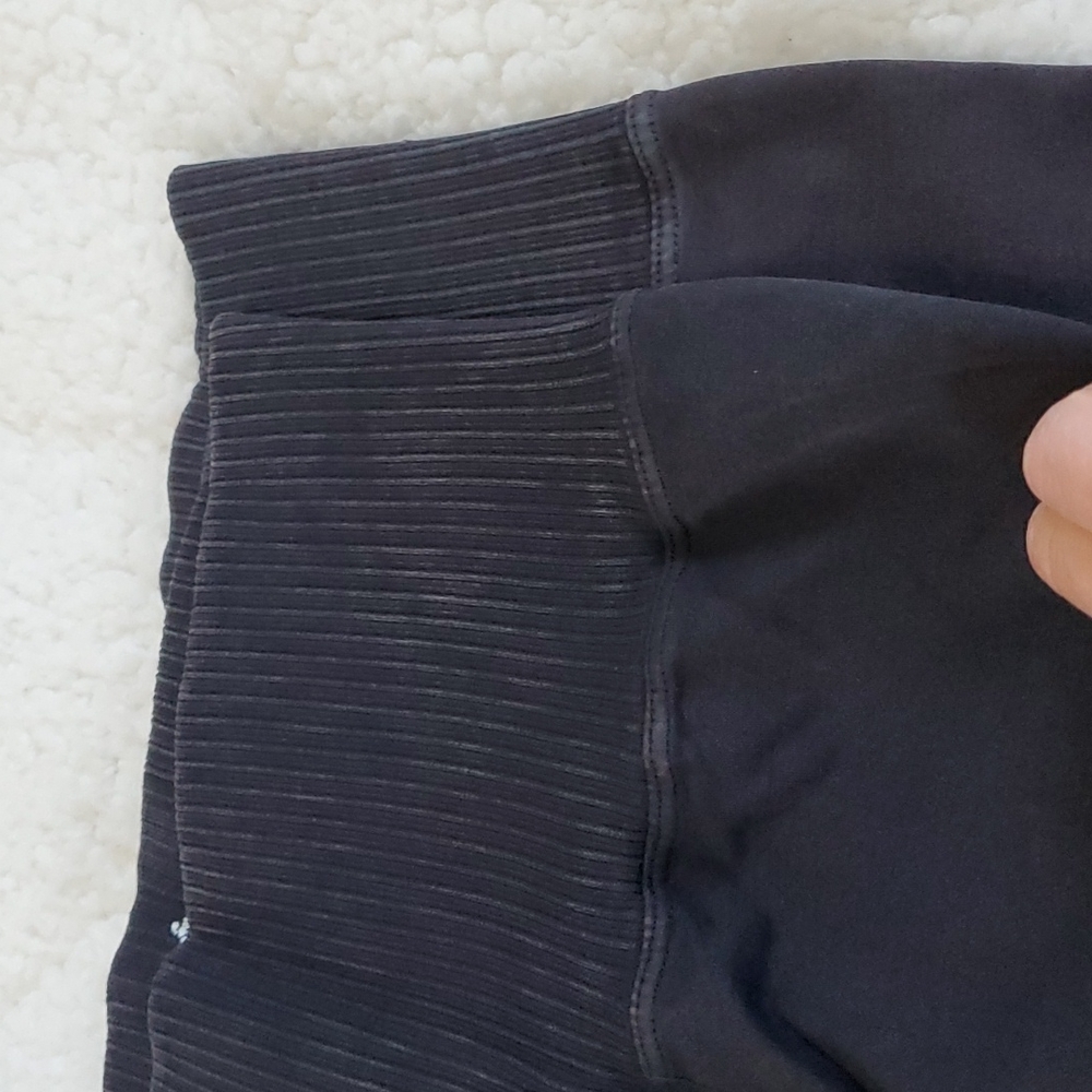 39. Free People High-Rise 7/8 Good Karma Leggings Washed Black - Picture 13 of 17